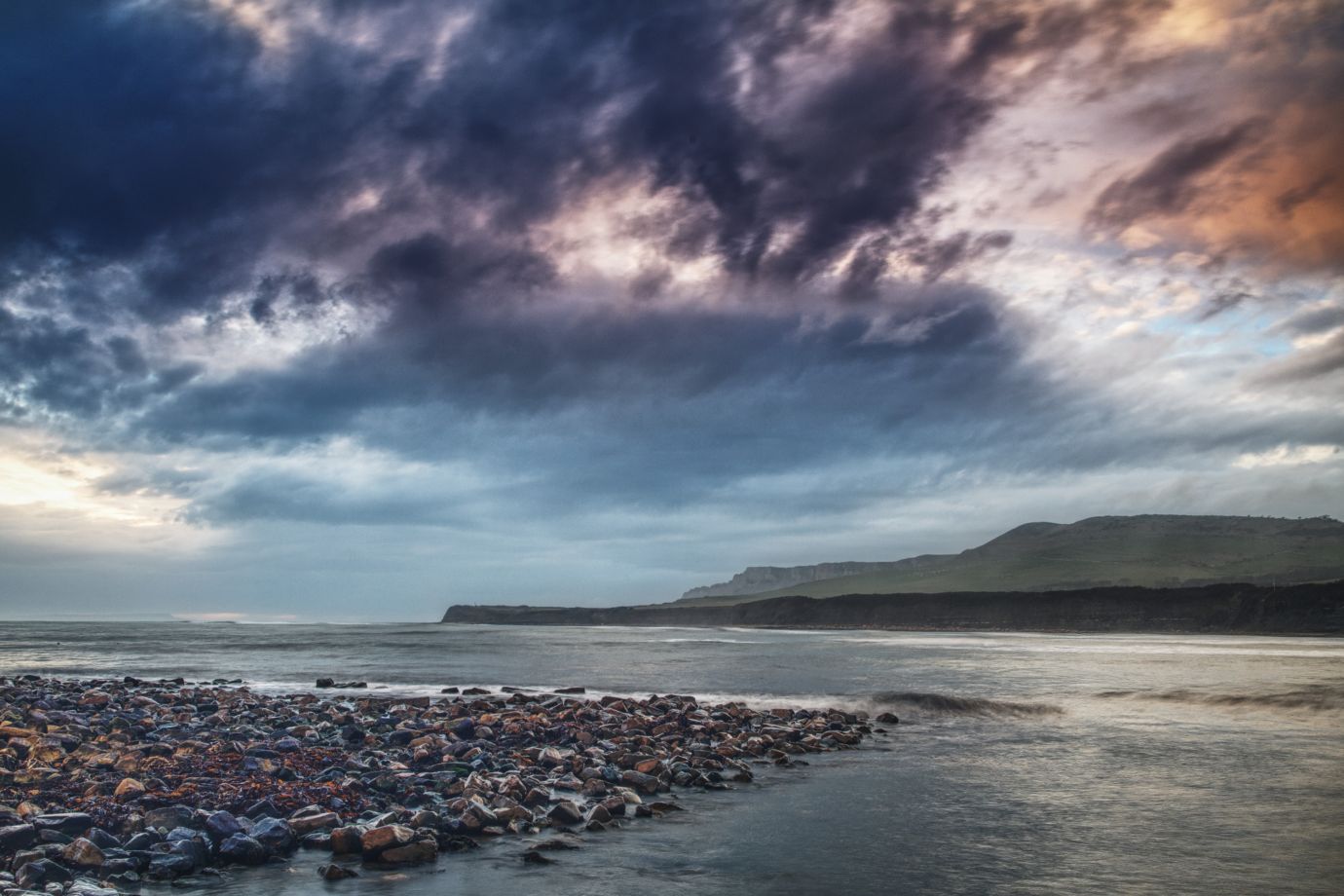 Kimmeridge-Bay-sunset-clouds-colours-Dorset-8751-17032023
