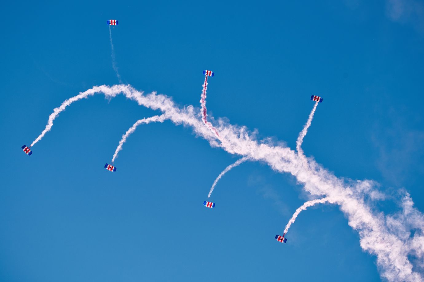 RAF-Falcons-Parachute-Display-peel-Wheels-and-Wings-Wallop-Hampshire-DSC3451-12072025