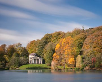 Pantheon-Yellow-buckeye-Stourhead-Wiltshire-autumn-long-exposure-F8567-27102025